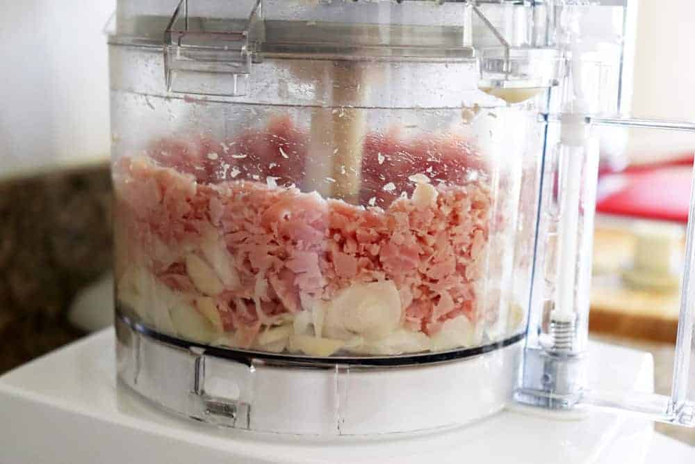 Food processor with onions and ham