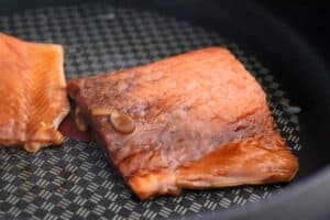 Marinated Teriyaki Salmon in Pan